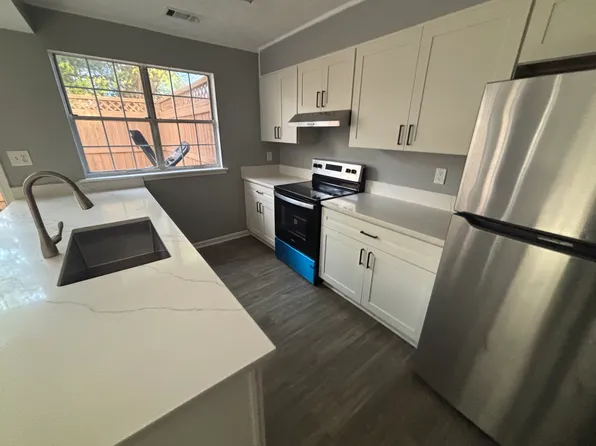 5506 Clover Rise Ln, Norcross, GA 30093