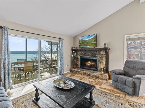 54 Buoyant Pl, Osage Beach, MO 65065