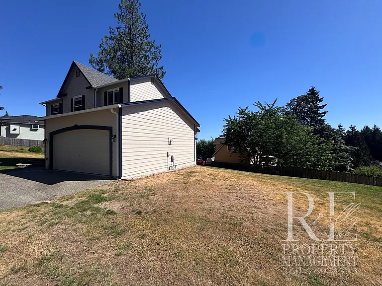 7250 Valley Wood Pl NE — Photo 30