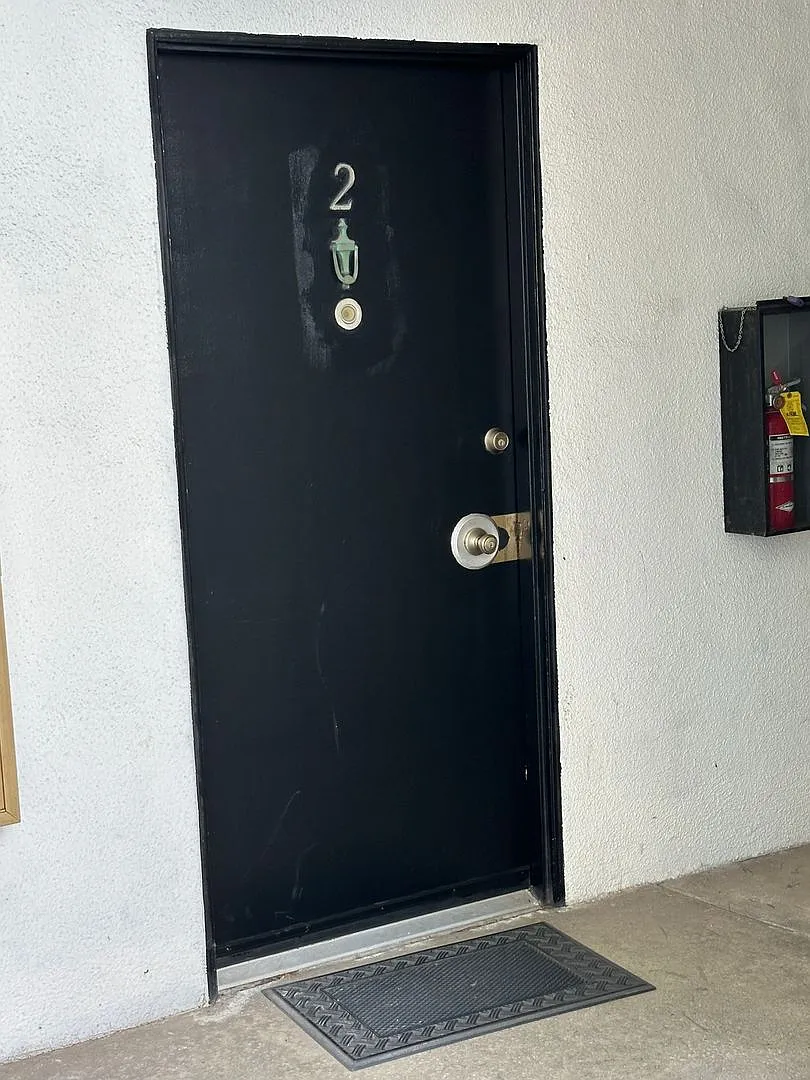 10805 Camarillo Street — Photo 2