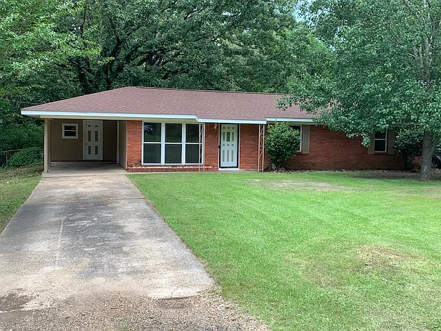 3 bed, 1800 sqft, $1,400 — Photo 1