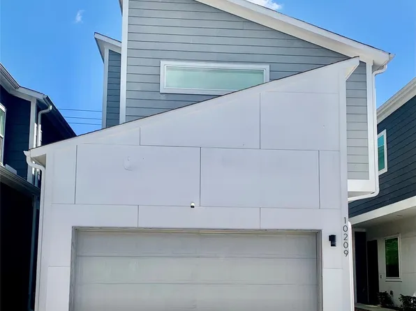 10209 Las Nubes Ave, Houston, TX 77075