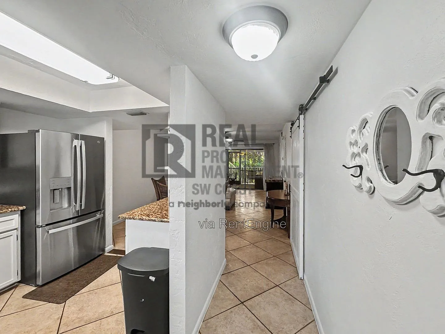 2 bed, 2.0 bath, 884 sqft, $1,750 — Photo 3