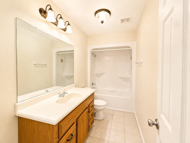 63 Griffith Rd — Photo 10