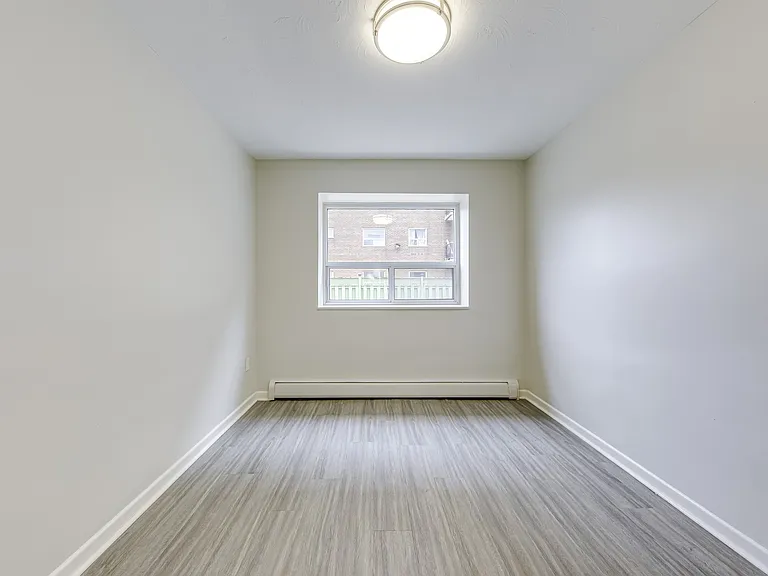 6521 Drummond Rd — Photo 19