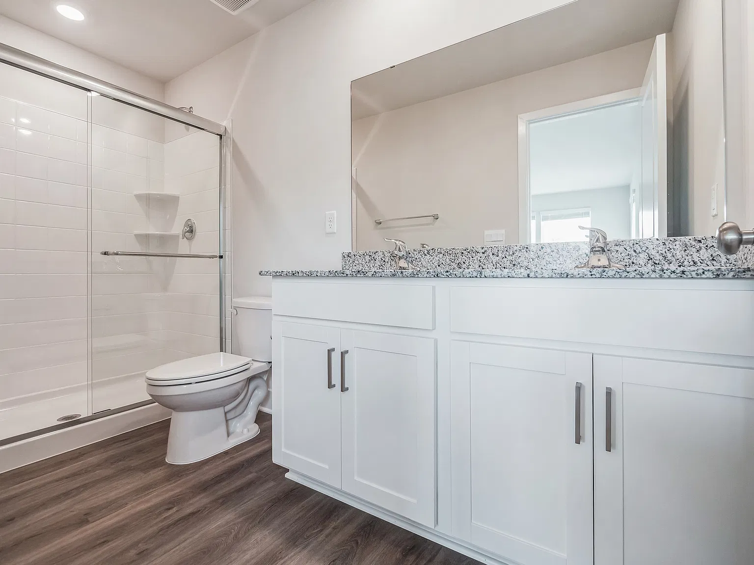 3 bed, 2.5 bath, 1509 sqft, $2,270 — Photo 3