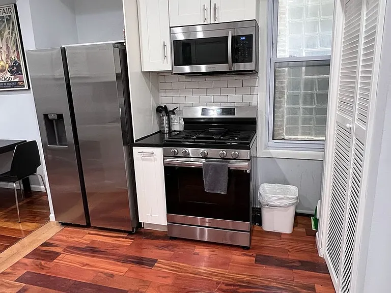 1915 S Loomis St #3 — Photo 11