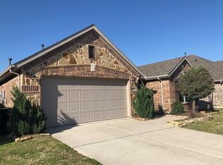 1813 Ranch Trail Rd, Aubrey, TX 76227