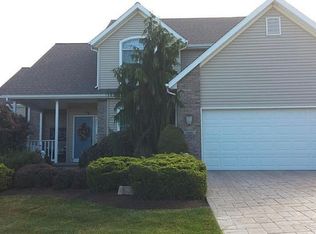 3703 Harbor Ridge Trl, Erie, PA 16510