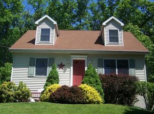 805 Bower Rd, Shermans Dale, PA 17090