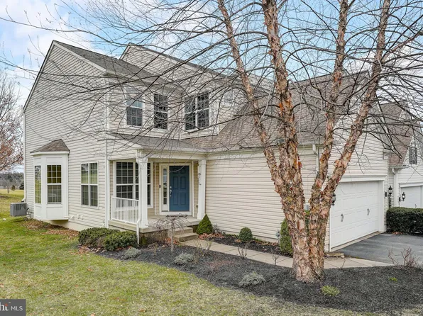 250 N Caldwell Cir, Downingtown, PA 19335