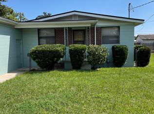 11221 Harlan Dr, Jacksonville, FL 32218
