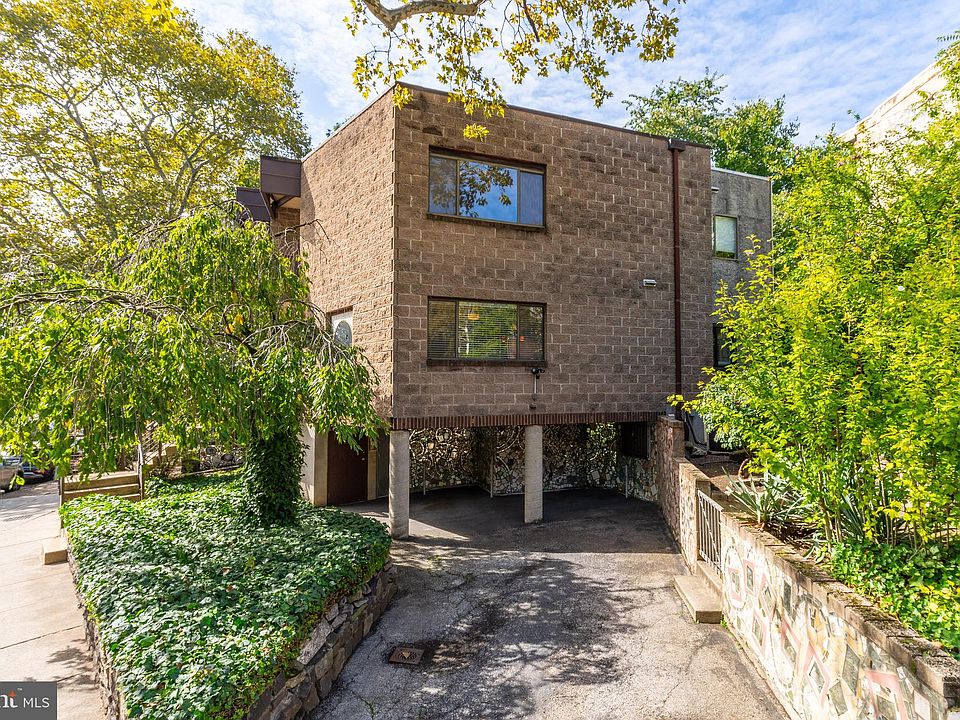 1st image of 4005 Woodland Ave