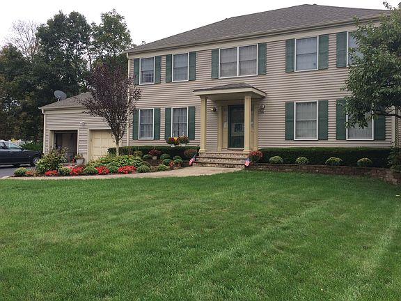 Fall time at Lauren Ct