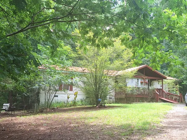 38 Habersham Cir, Griffin, GA 30224