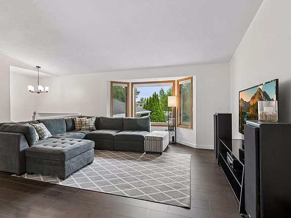 5th image of 5855 W 140th St