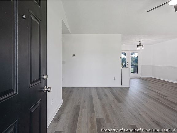 5th image of 129 Cavalier Dr