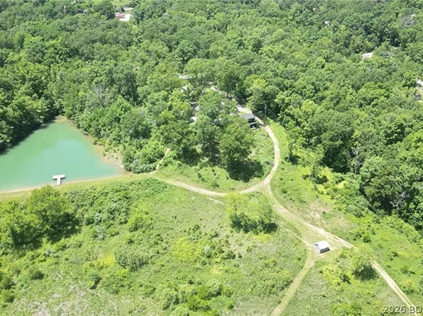 248 Midway Rd, Eldon, MO 65026
