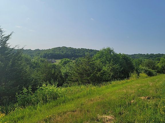 5th image of 4 Sugarcreek Trl