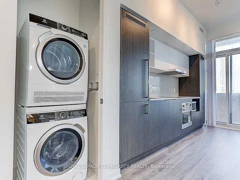 138 Downes St #3215 — Photo 18