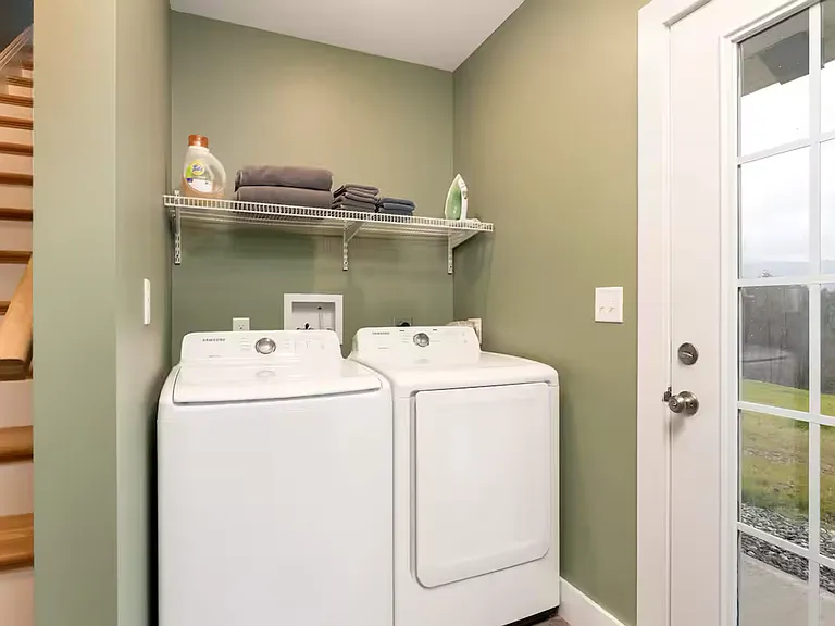 167 E Countryside Rd — Photo 22