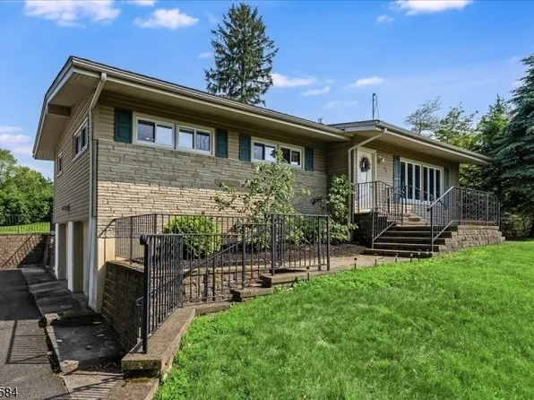 33 Pleasant Hill Rd, Roxbury Twp., NJ 07876