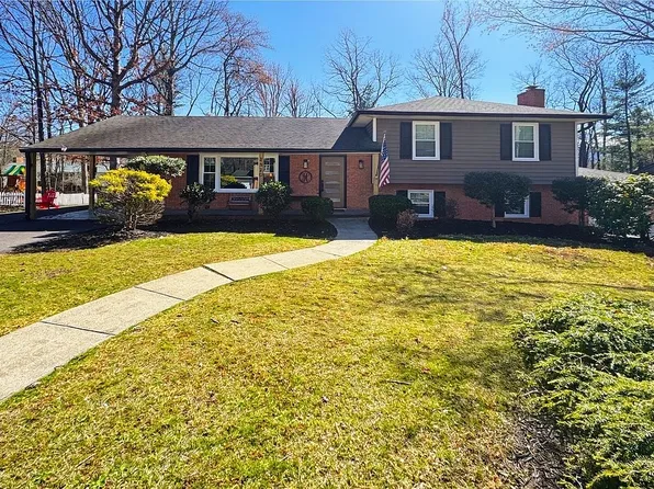 3520 Kenwick Trl, Roanoke, VA 24018