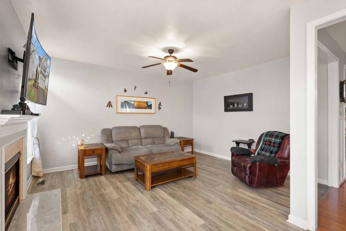 next background image