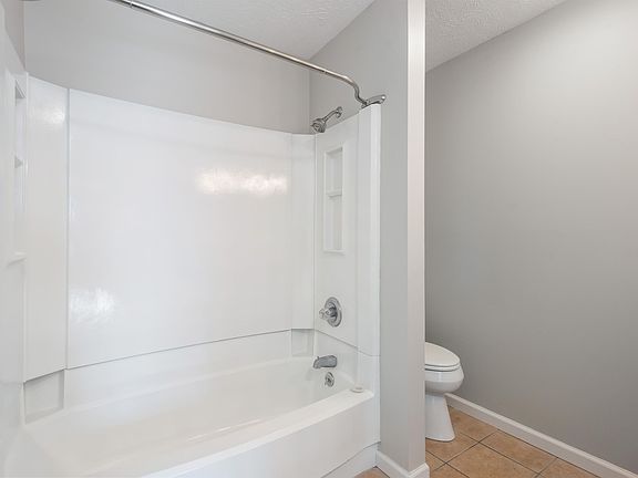 4th image of 2909 La Villas Dr Unit 408-0