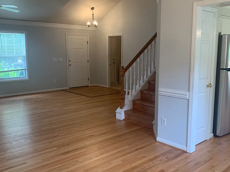 5401 Phillipsburg Dr — Photo 11