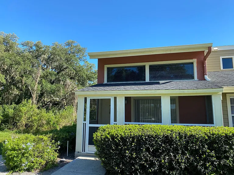 305 Lake Parsons Grn #101 — Photo 1