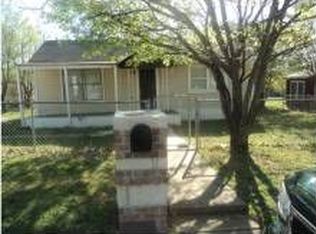 6305 Griggs St, Forest Hill, TX 76119