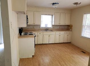 1223 Pine Hall Rd, Martinsville, VA 24112