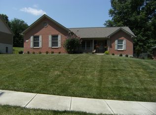 299 Glen Oaks Dr, Cincinnati, OH 45238