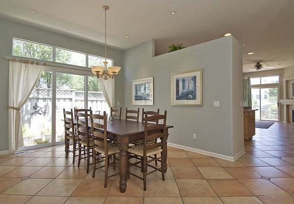 2nd image of 18 Makena Ct