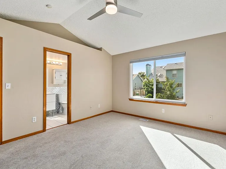 4201 Beaver Creek Dr — Photo 10