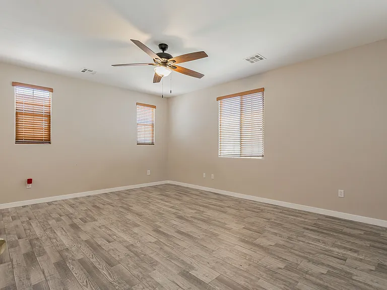 8611 Splendid Leaf Ct — Photo 20