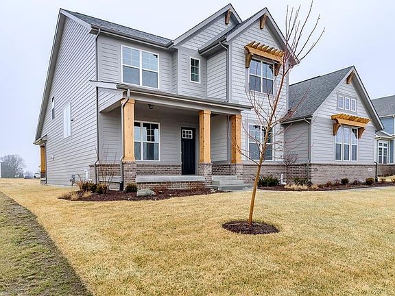 3rd image of 18100 Lake Winds Dr
