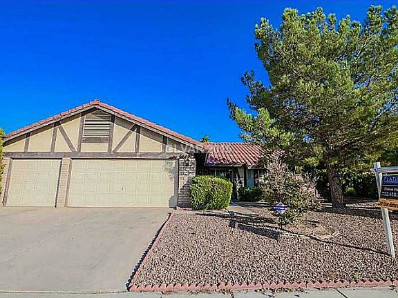 2nd image of 1613 Odette Ln