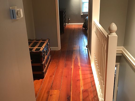 3rd image of 2736 Royal Ct
