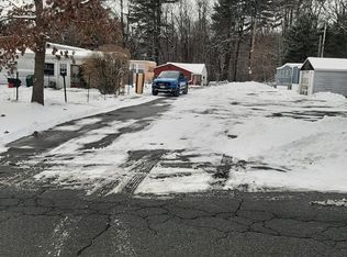 142-148 Breckenridge St, Palmer, MA 01069