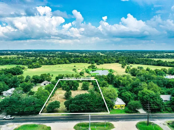 19267 Highway 30, Richards, TX 77873