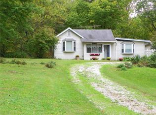 220 Elizabeth St, Greencastle, IN 46135