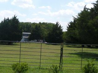180 Tom Driver Rd, Red Oak, TX 75154