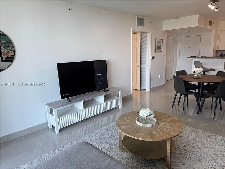 1155 Brickell Bay Dr #307 — Photo 6
