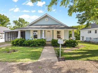 513 W Elvins Blvd, Park Hills, MO 63601