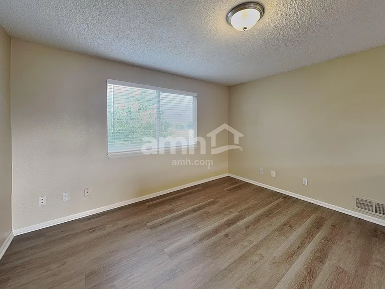 11468 River Run Pkwy — Photo 9