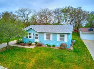 5445 Frost Dr, Ames, IA 50014