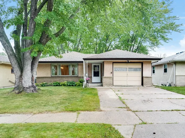 1335 Jessie St, Saint Paul, MN 55130