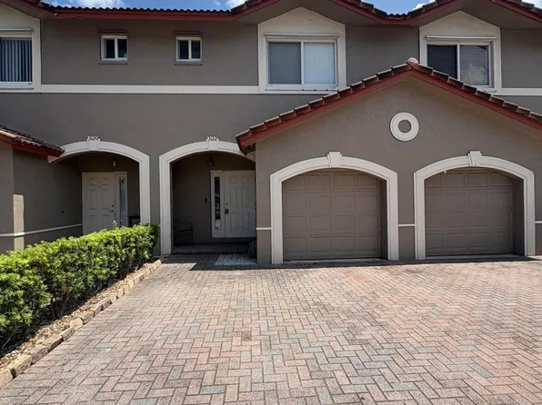 3122 Coral Ridge Dr, Coral Springs, FL 33065